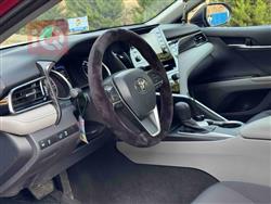 تۆیۆتا کامری